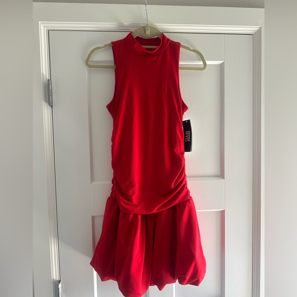 Red Women’s Mock Neck Bubble Dress Size S - Picture 7 of 11